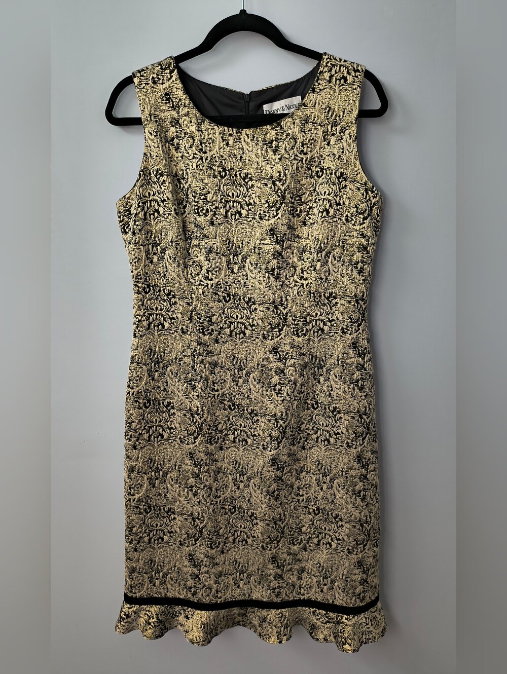 DANNY & NICOLE Gold and Black Jacquard Sheath Dress